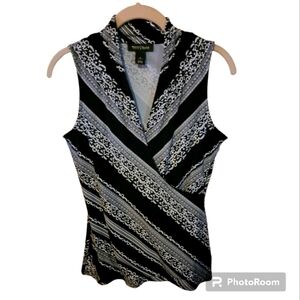 White House Black Market* Sleeveless* Crisscross neckline* Blk/White* Sz S